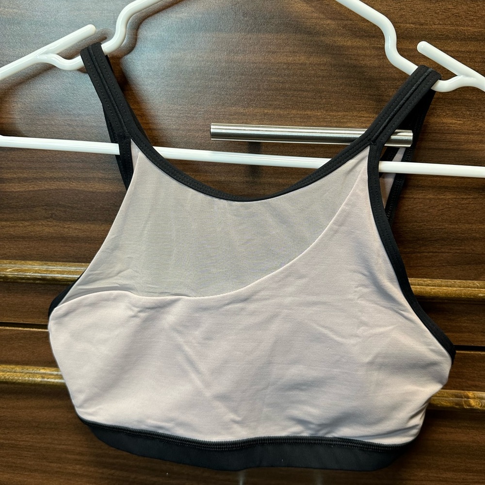 Lululemon Forget The Rest Bra Size 6